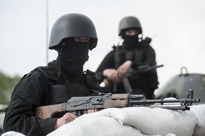 Франция и Германия ищут механизм надзора над прекращением огня на Украине - ảnh 1